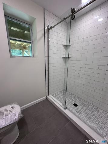 10 Indian Hill Road North Branford CT 06472