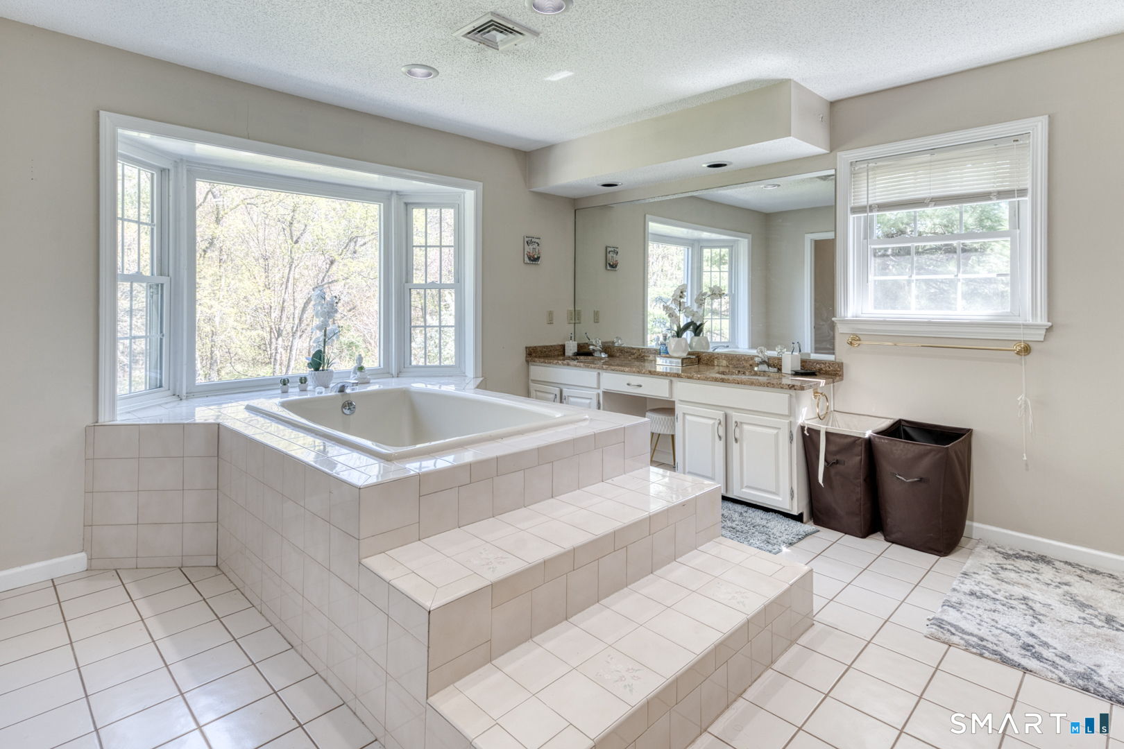 24 Old Mill Drive Canton CT 06019