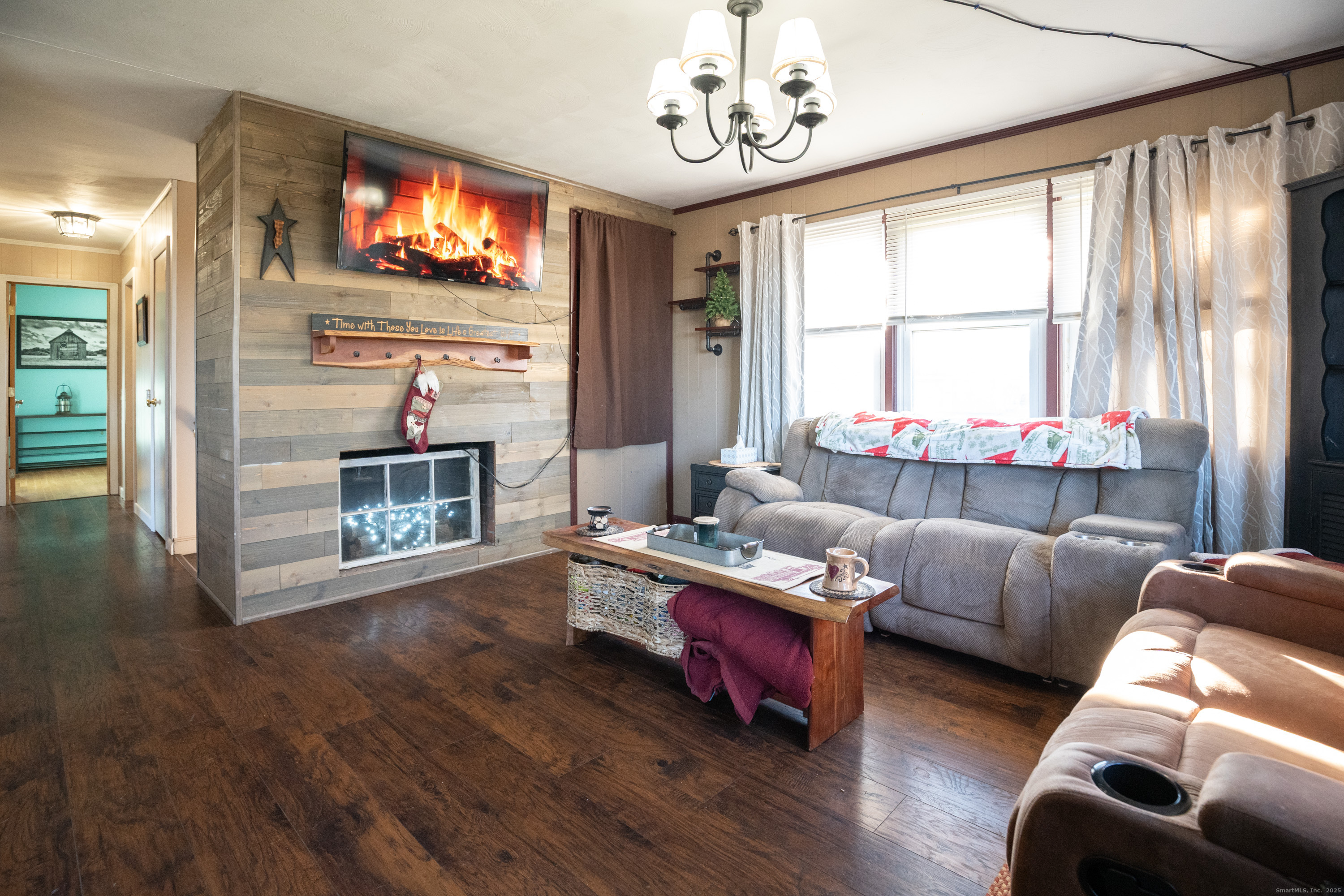 63 Glebas Road Plainfield CT 06374