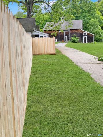13 Bates Road Chaplin CT 06235