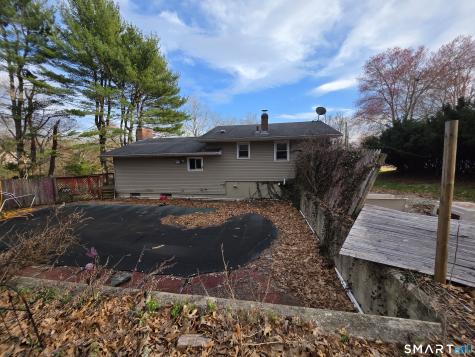 9 Deerbrook Road Norwich CT 06360