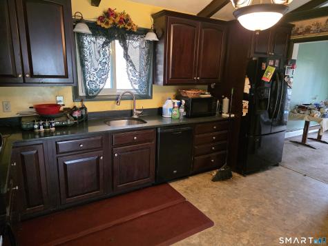 9 Deerbrook Road Norwich CT 06360