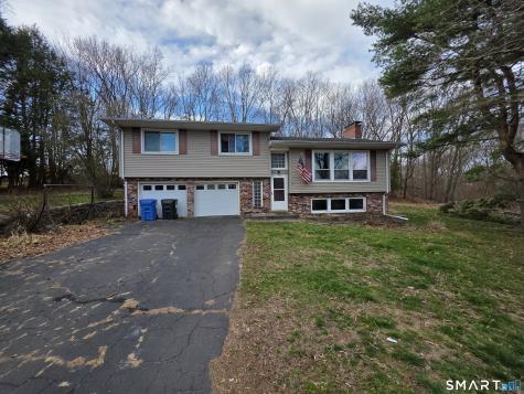 9 Deerbrook Road Norwich CT 06360