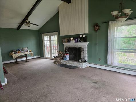 9 Deerbrook Road Norwich CT 06360