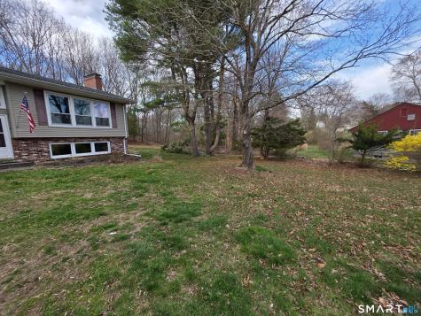 9 Deerbrook Road Norwich CT 06360