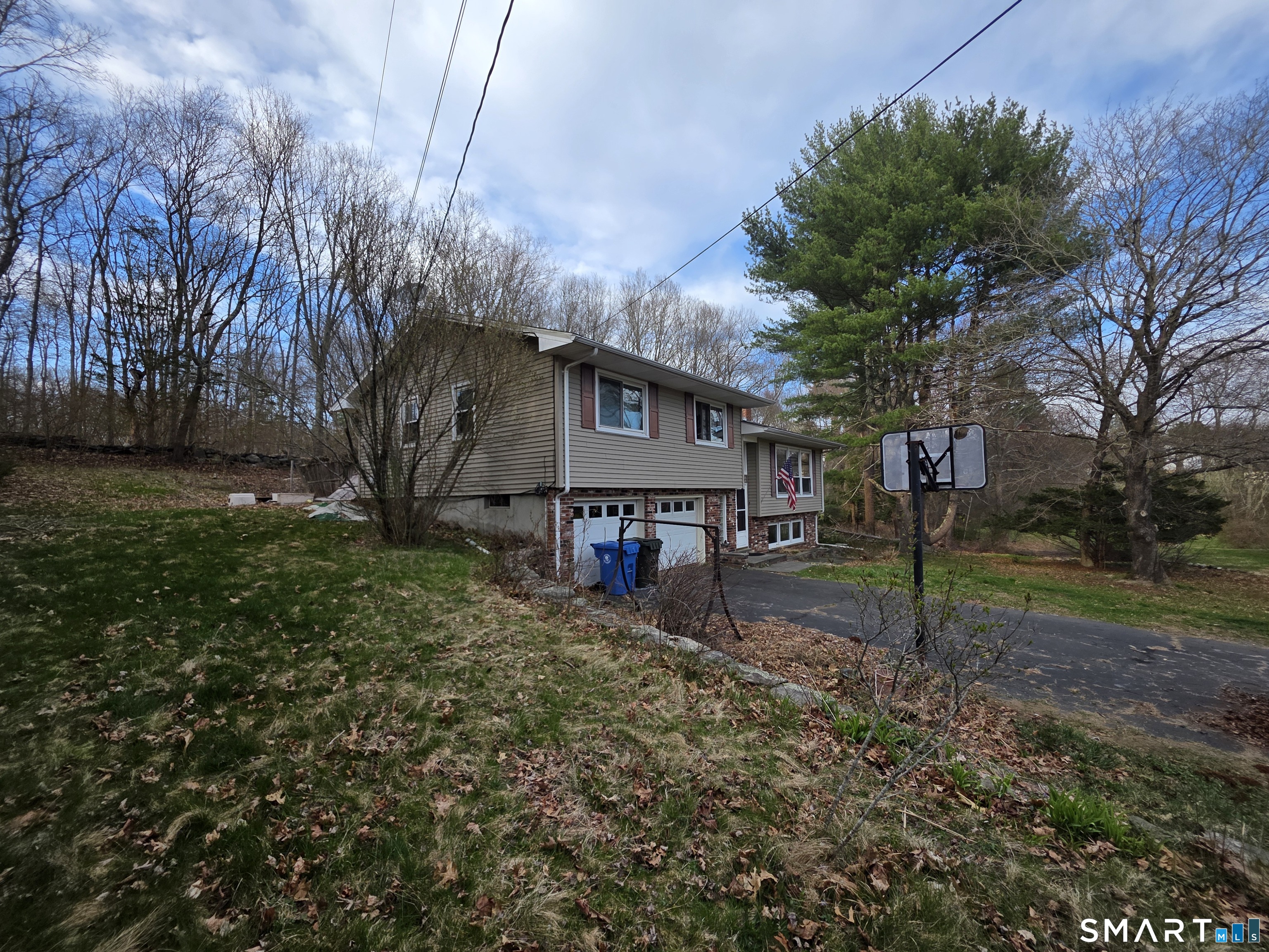 9 Deerbrook Road Norwich CT 06360