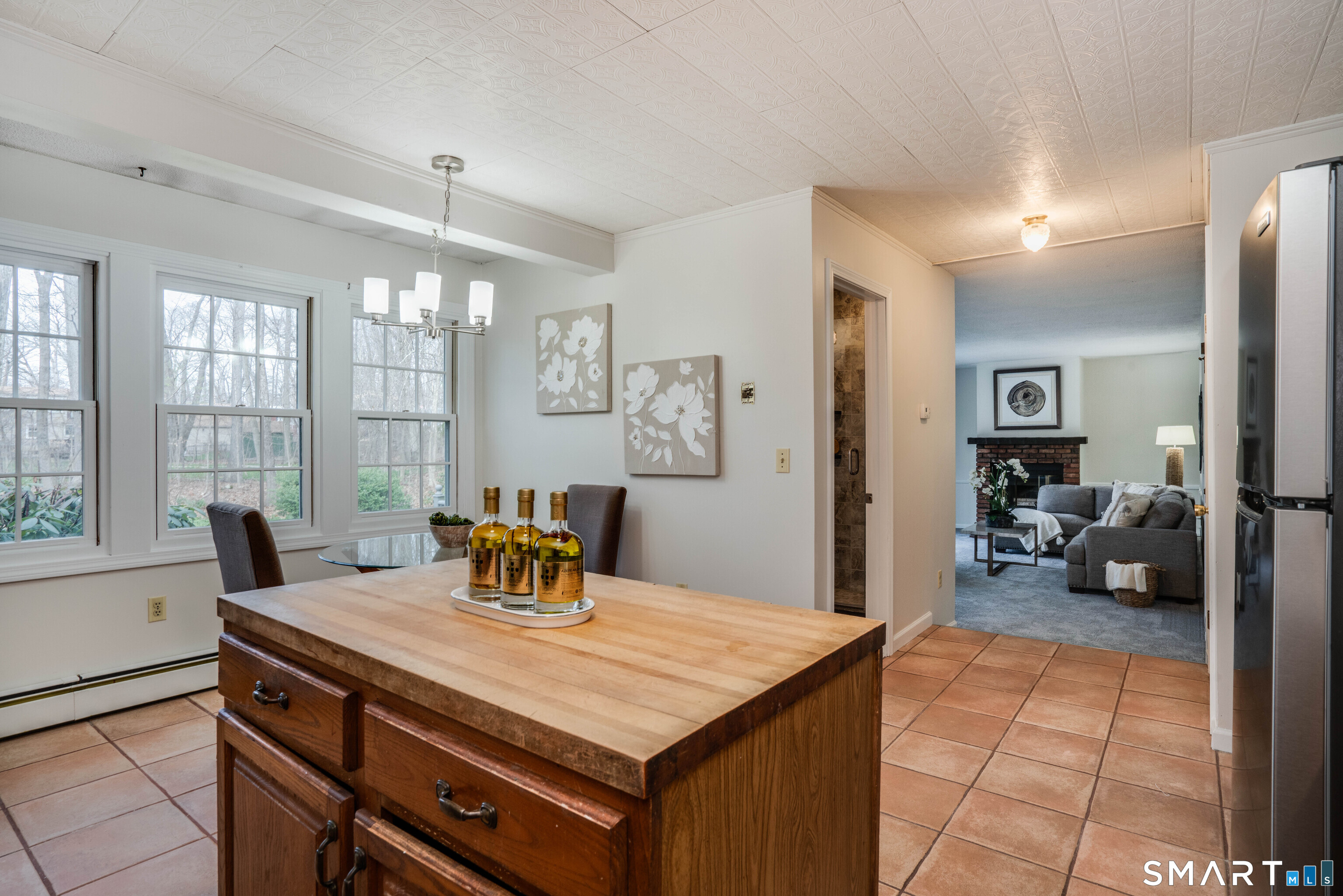 17 Michael Drive Farmington CT 06032