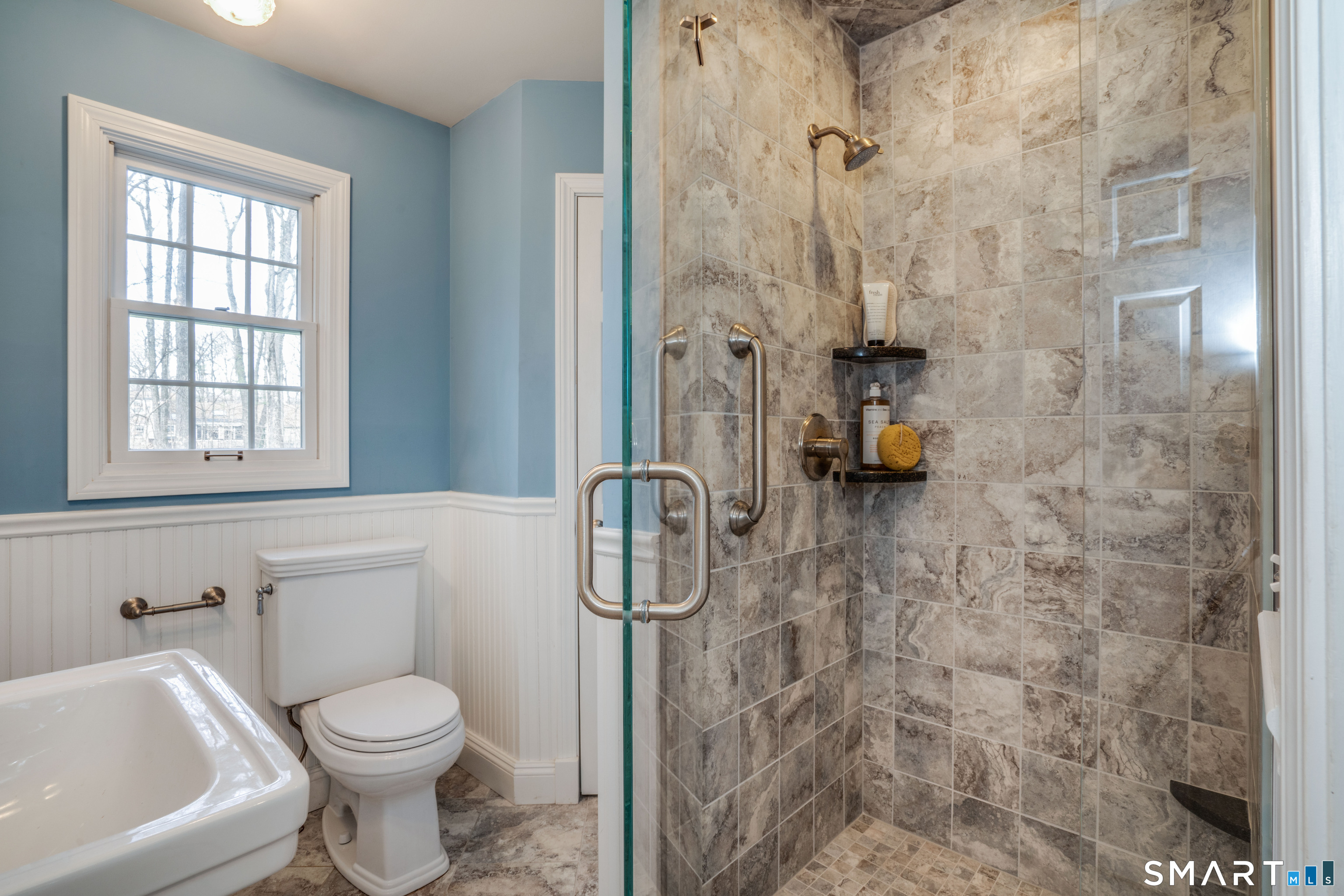 17 Michael Drive Farmington CT 06032