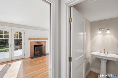 8 Andrew Drive Canton CT 06019