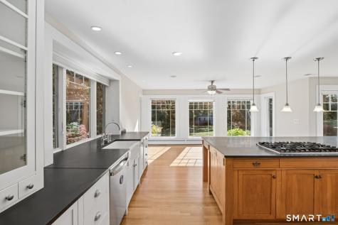 8 Andrew Drive Canton CT 06019