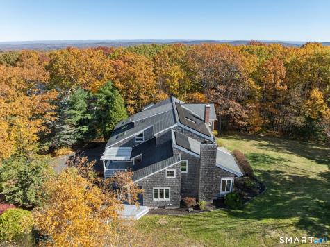 8 Andrew Drive Canton CT 06019