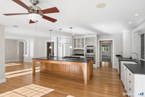 8 Andrew Drive Canton CT 06019