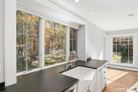 8 Andrew Drive Canton CT 06019