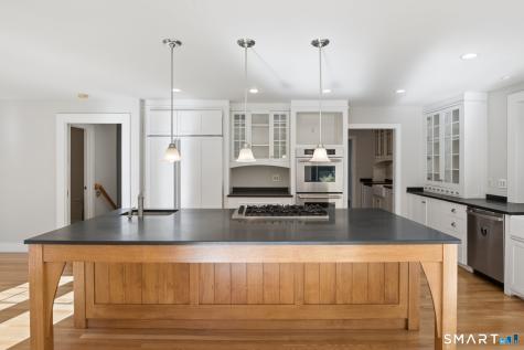8 Andrew Drive Canton CT 06019