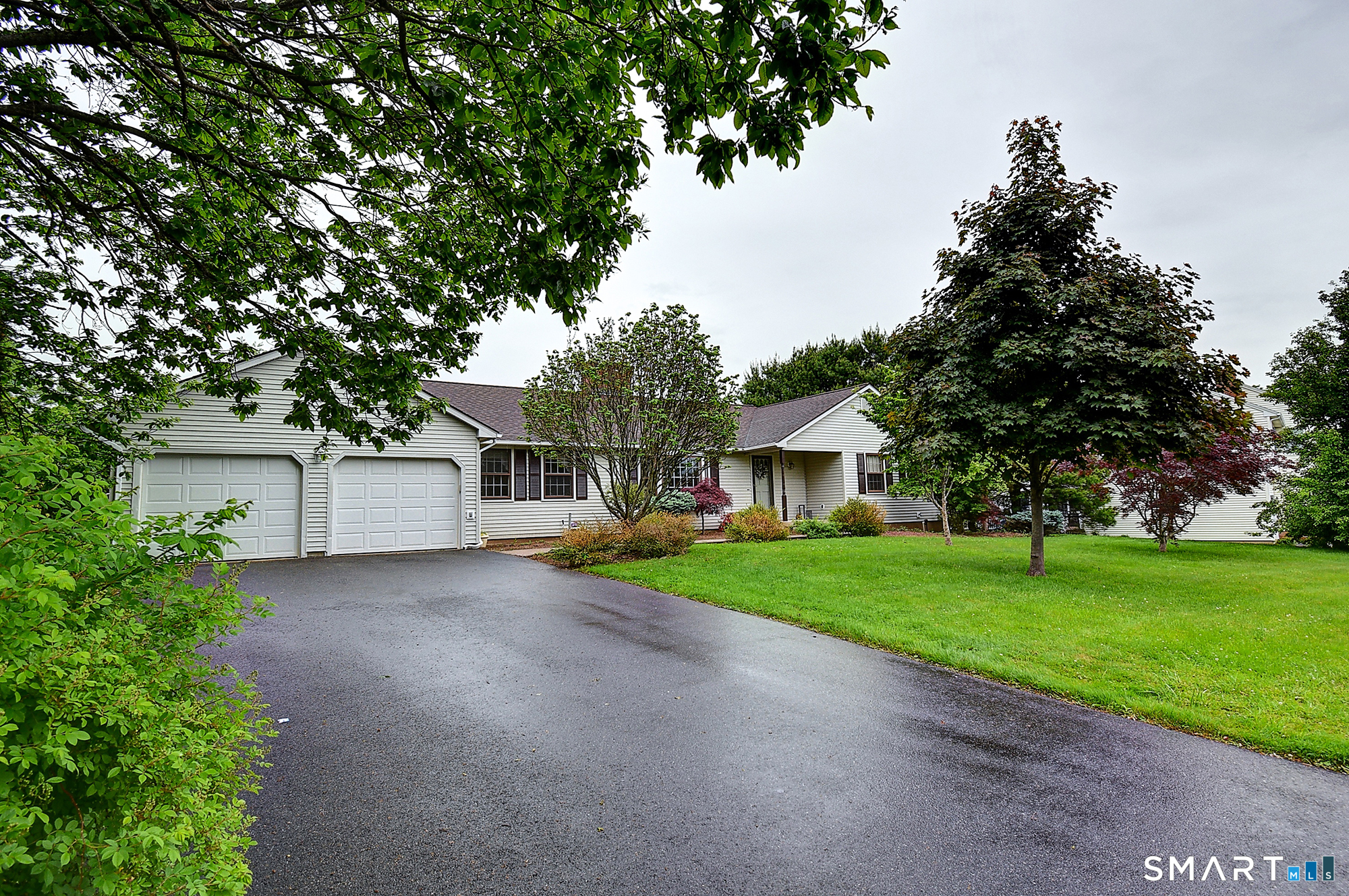 80 Grist Mill Road Wethersfield CT 06109
