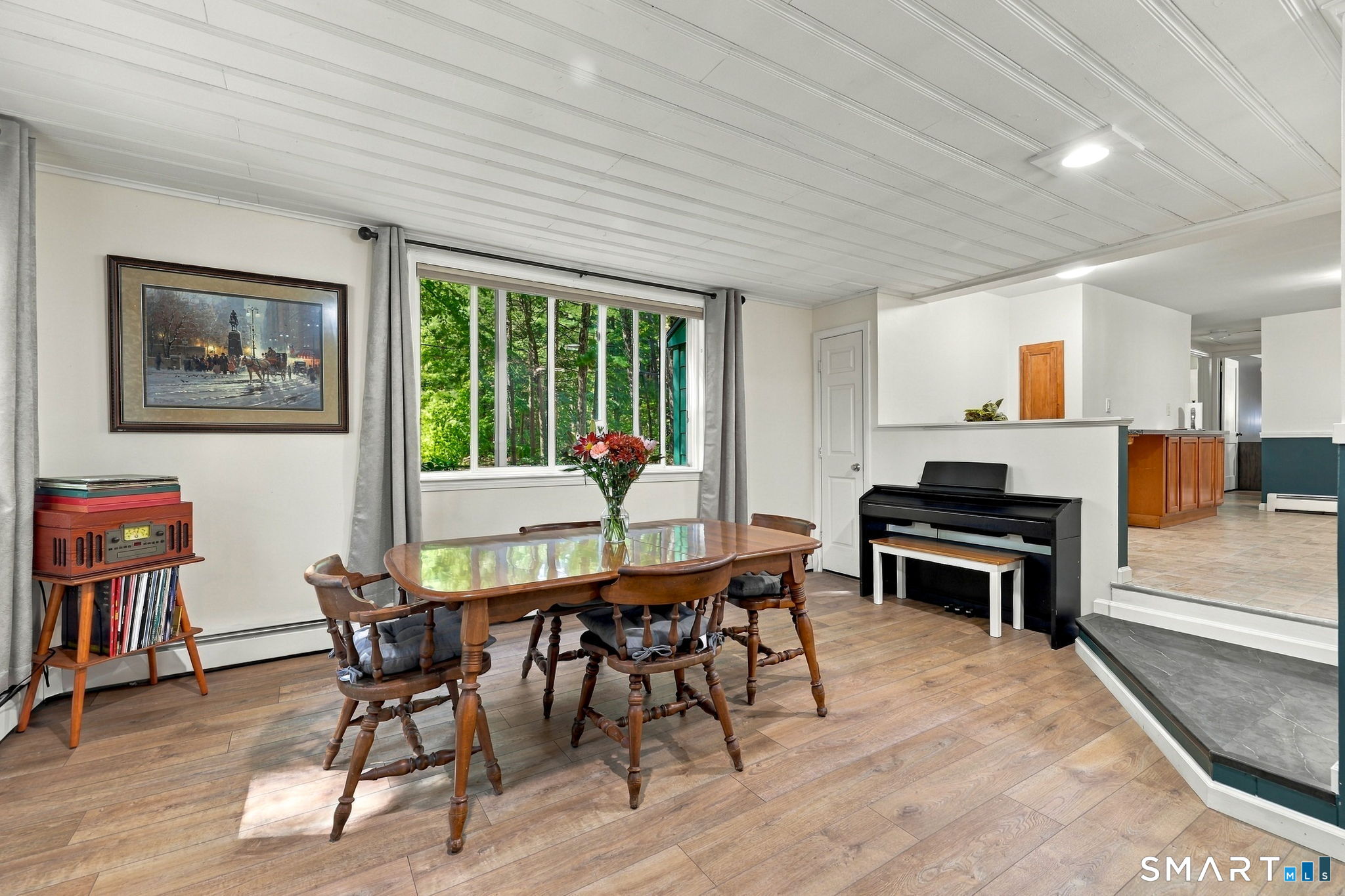 170 West Mountain Road Simsbury CT 06070
