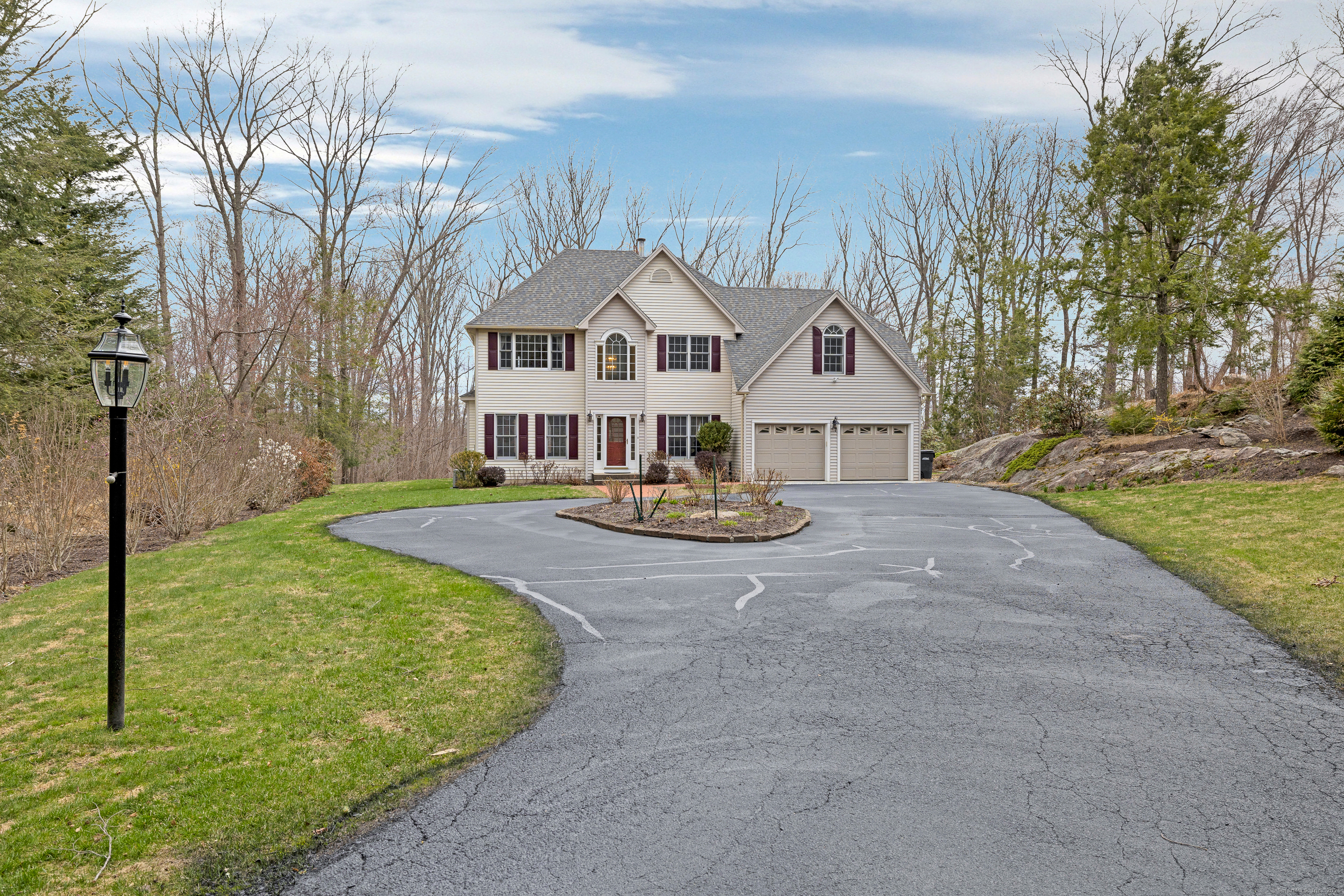 33 Deer Run Road Brookfield CT 06804