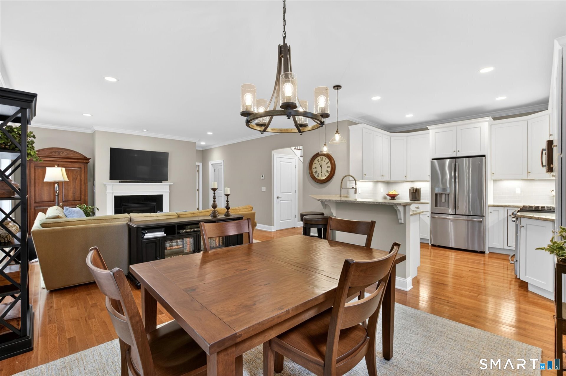 8 Carson Way Simsbury CT 06070