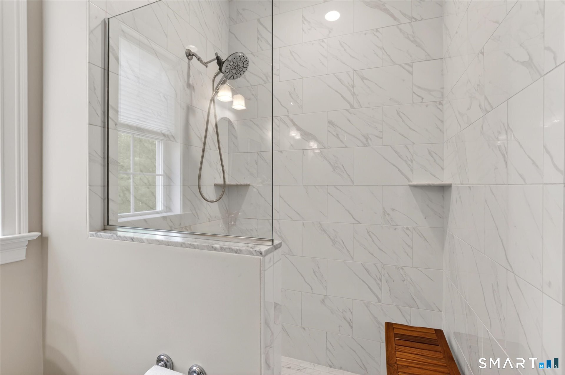 8 Carson Way Simsbury CT 06070