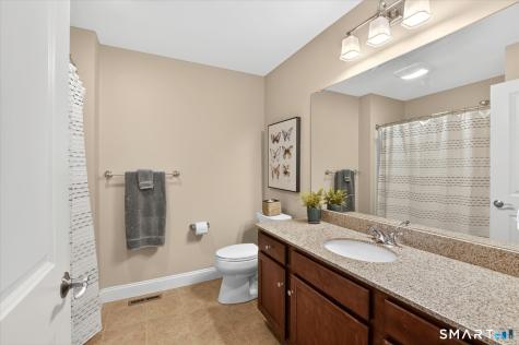 8 Carson Way Simsbury CT 06070