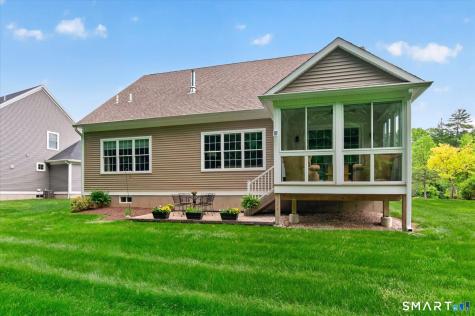 8 Carson Way Simsbury CT 06070
