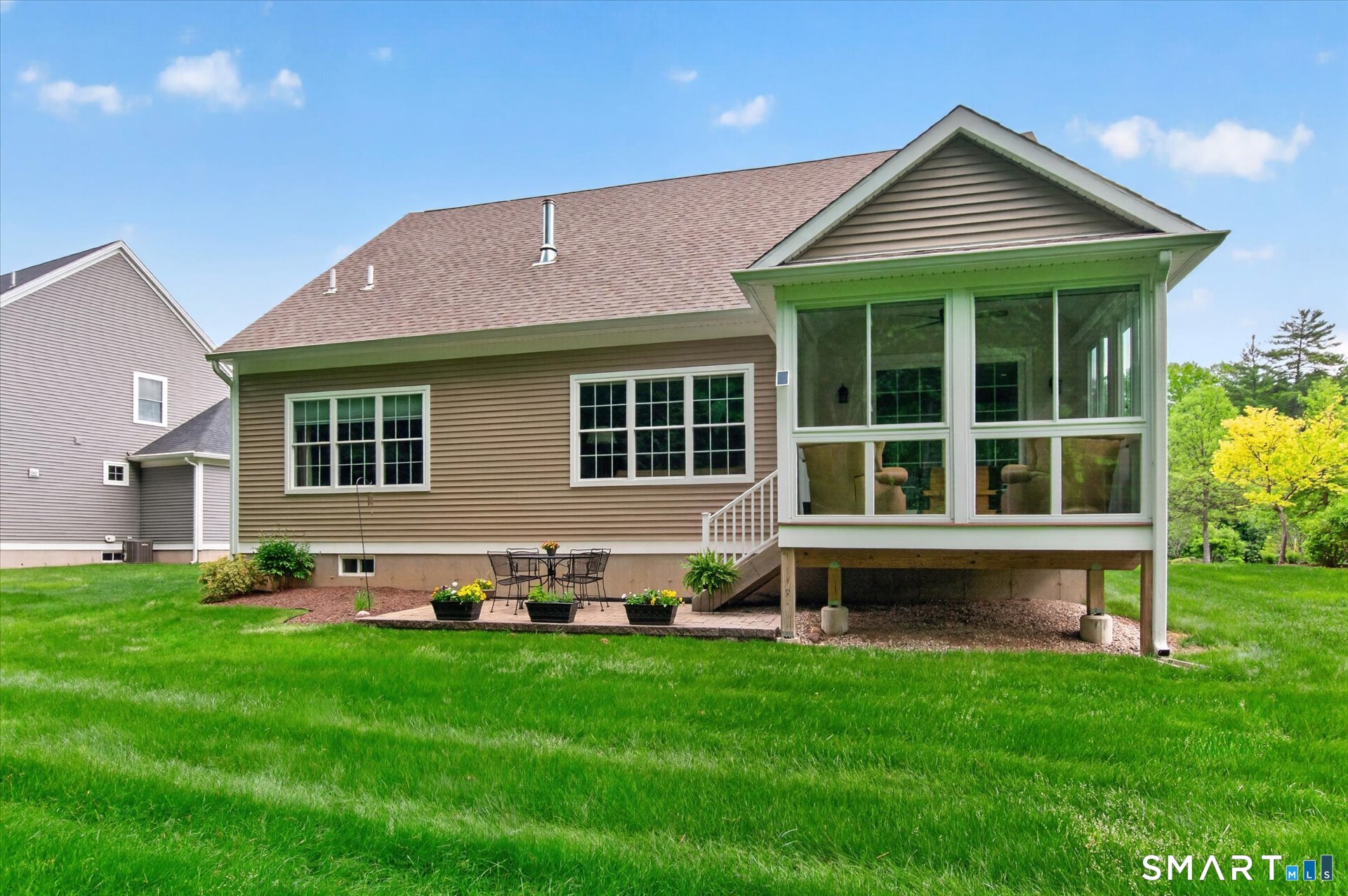 8 Carson Way Simsbury CT 06070