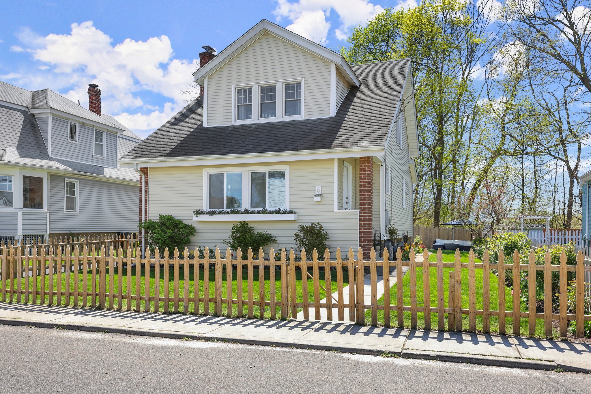 6 Horton Street Norwalk CT 06851