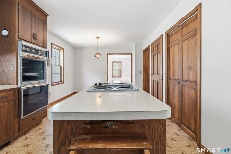 20 Brookwood Drive Newtown CT 06470