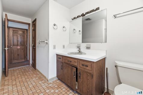 20 Brookwood Drive Newtown CT 06470