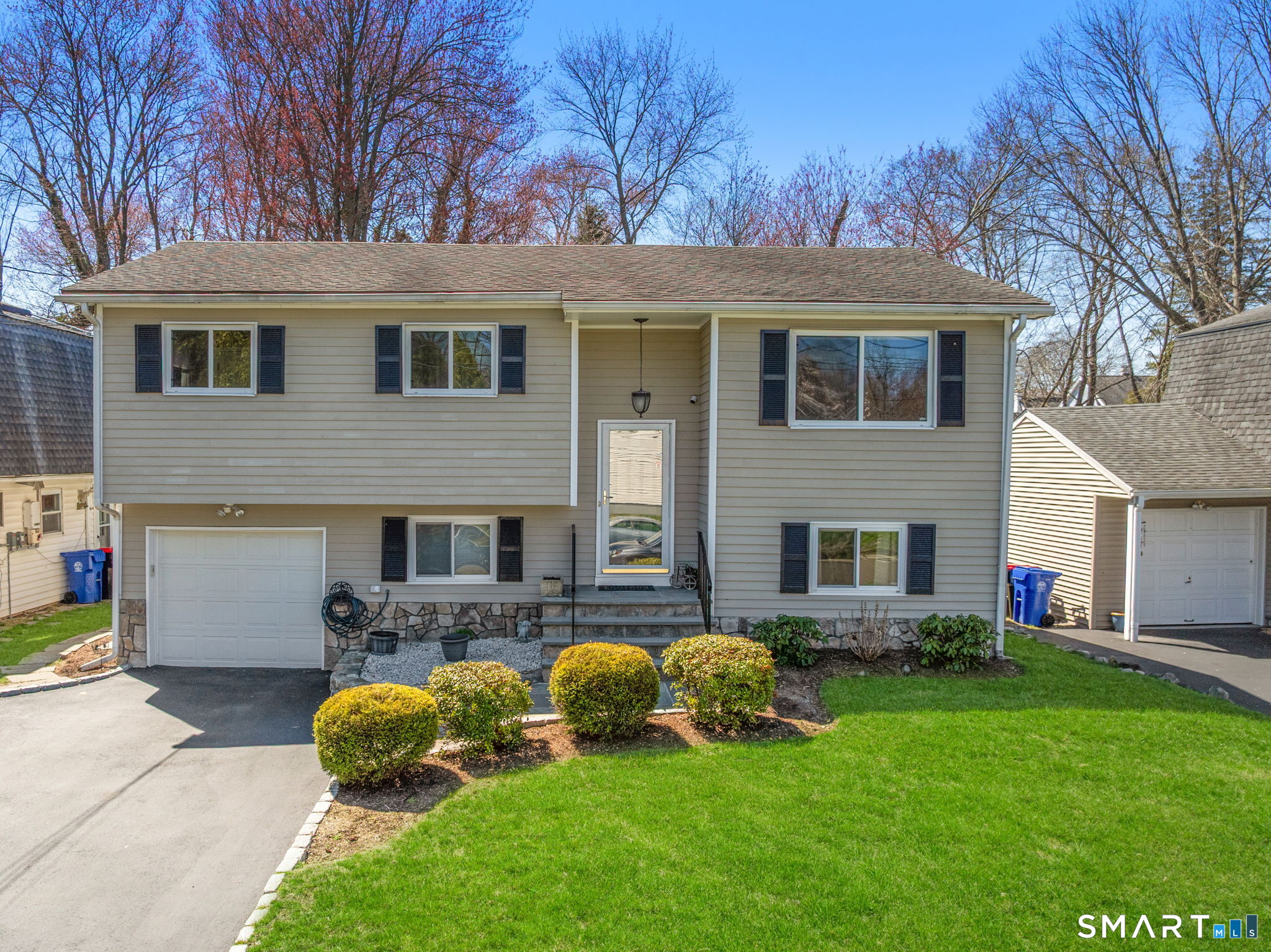 27 Fairweather Drive Norwalk CT 06851