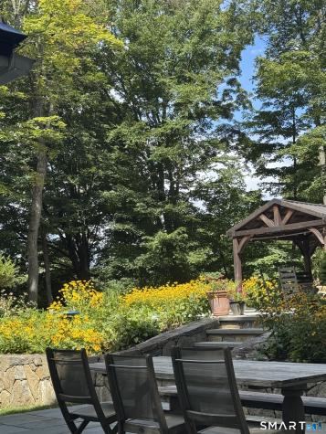 250 Ivy Hill Road Ridgefield CT 06877