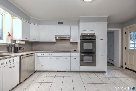 30 West End Avenue New Britain CT 06052