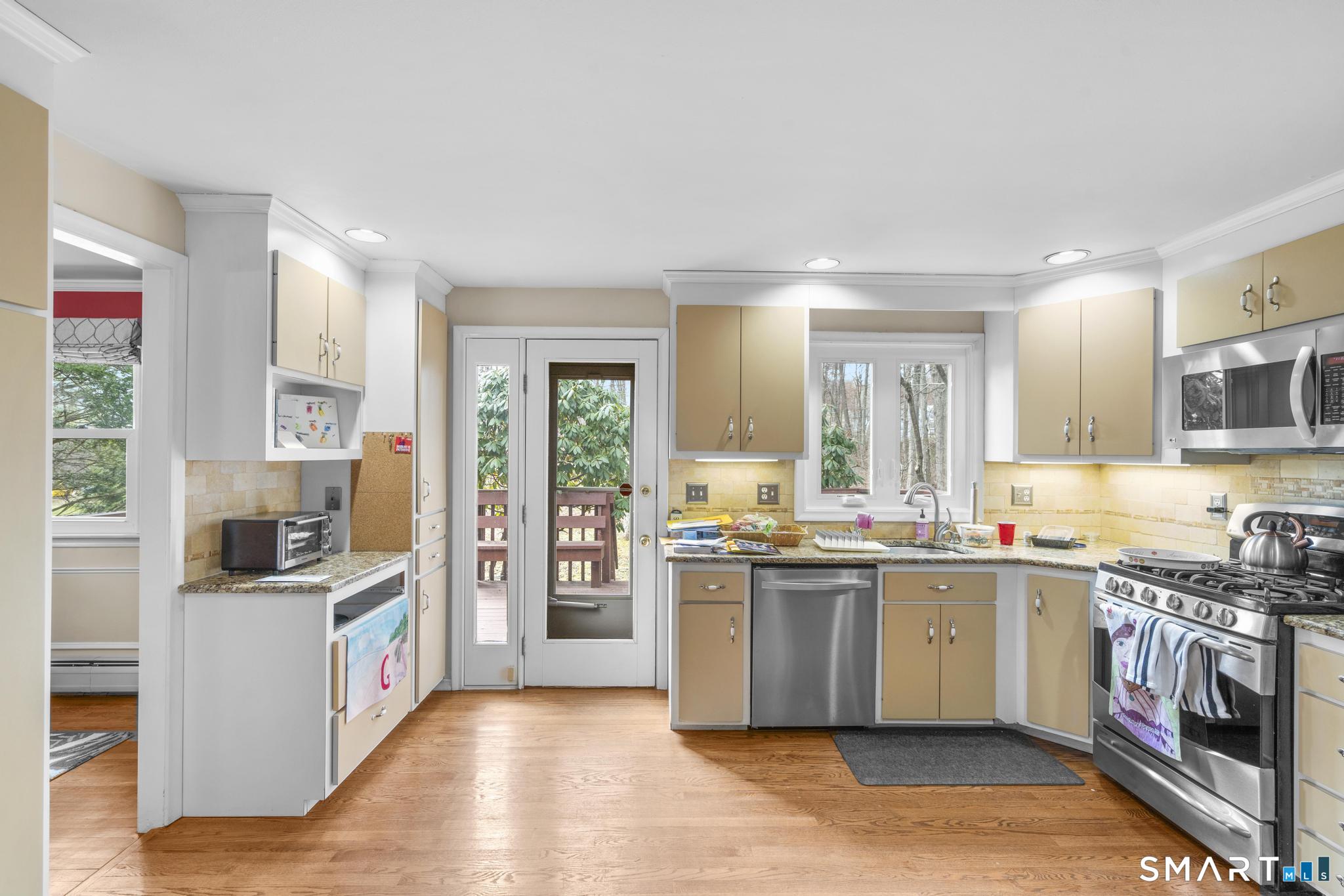 46 Burnwood Drive Bloomfield CT 06002