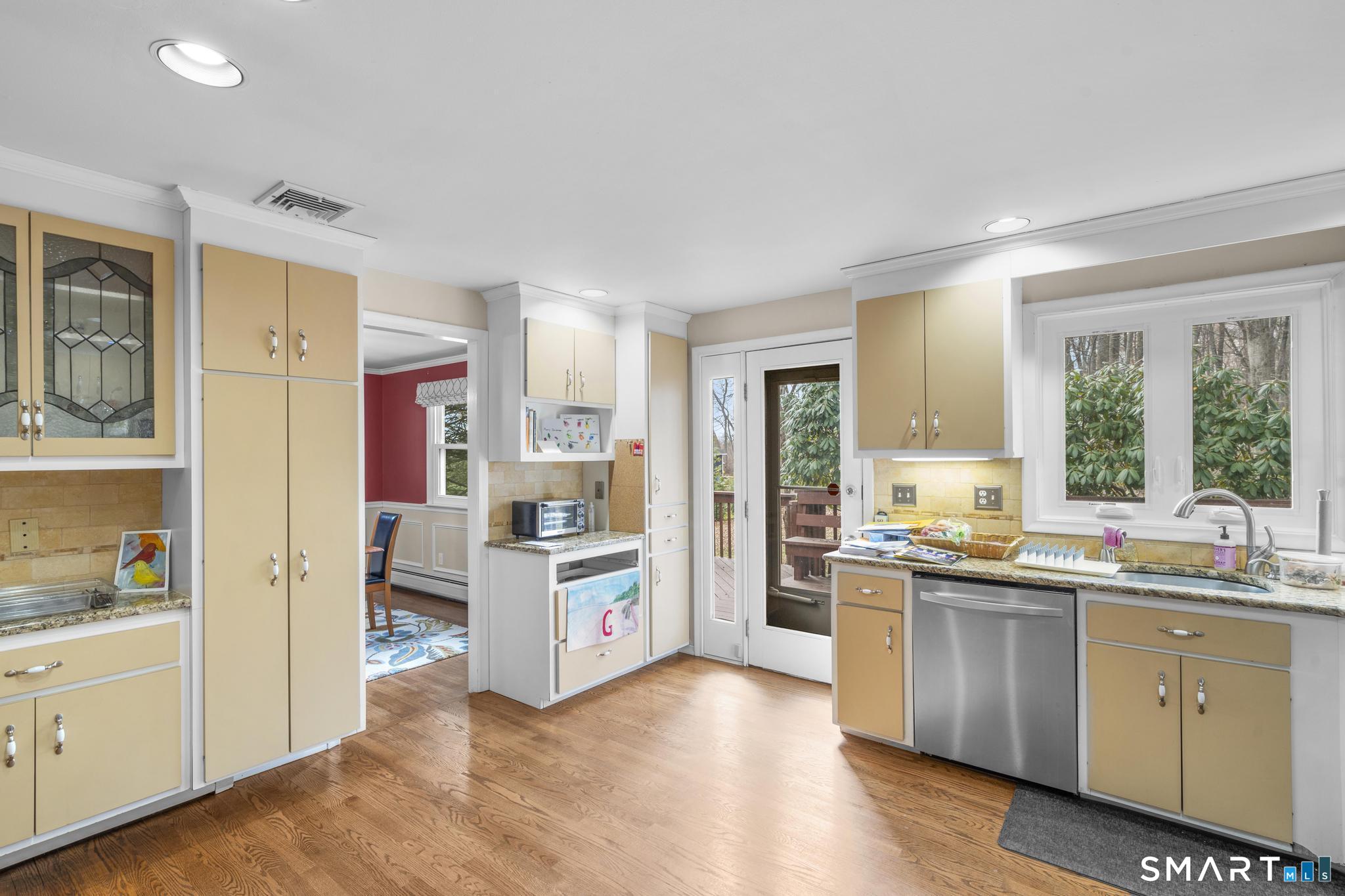 46 Burnwood Drive Bloomfield CT 06002