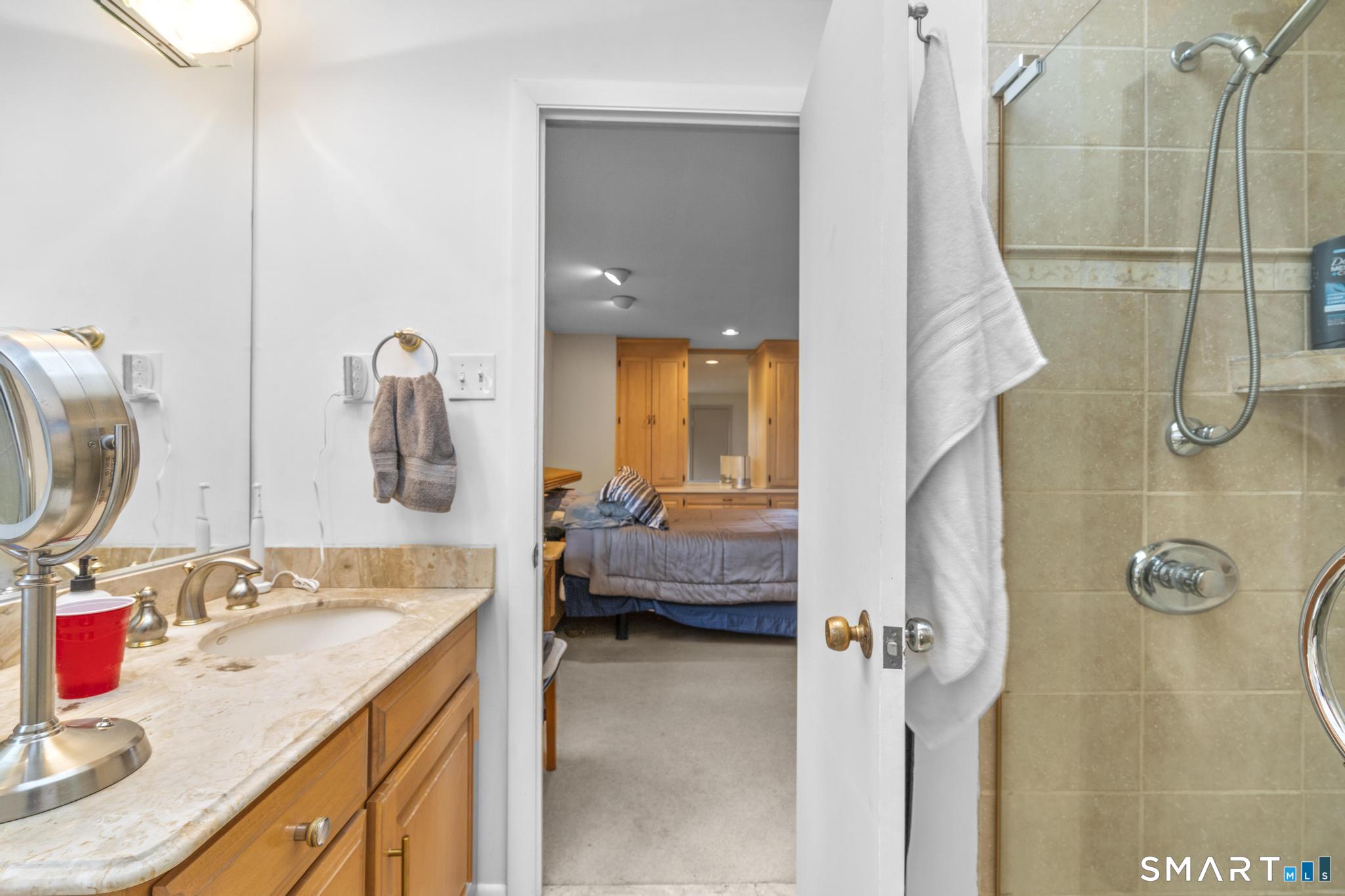 46 Burnwood Drive Bloomfield CT 06002