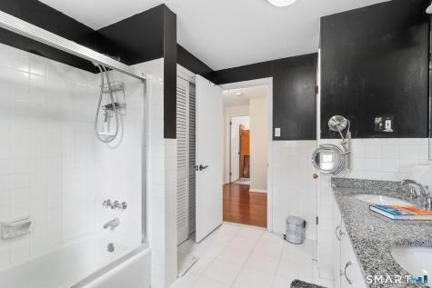 46 Burnwood Drive Bloomfield CT 06002
