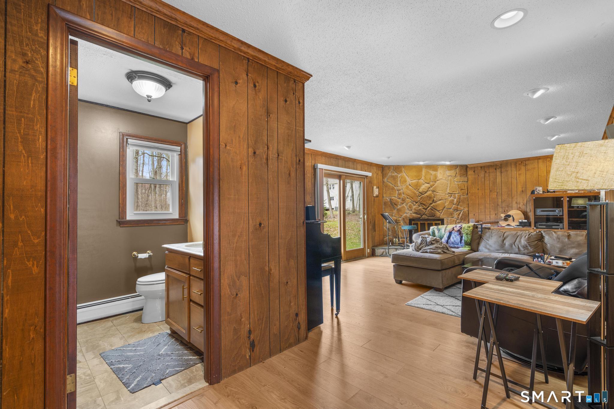 46 Burnwood Drive Bloomfield CT 06002