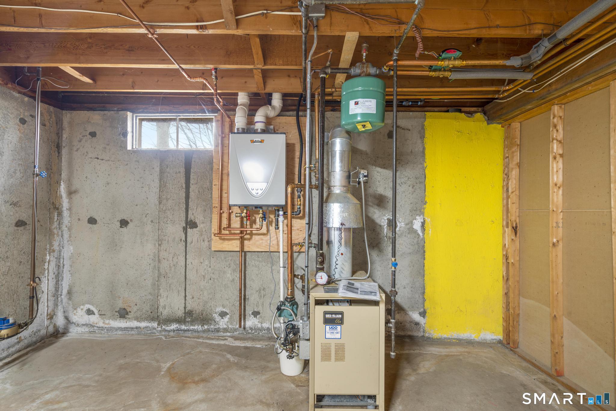 46 Burnwood Drive Bloomfield CT 06002