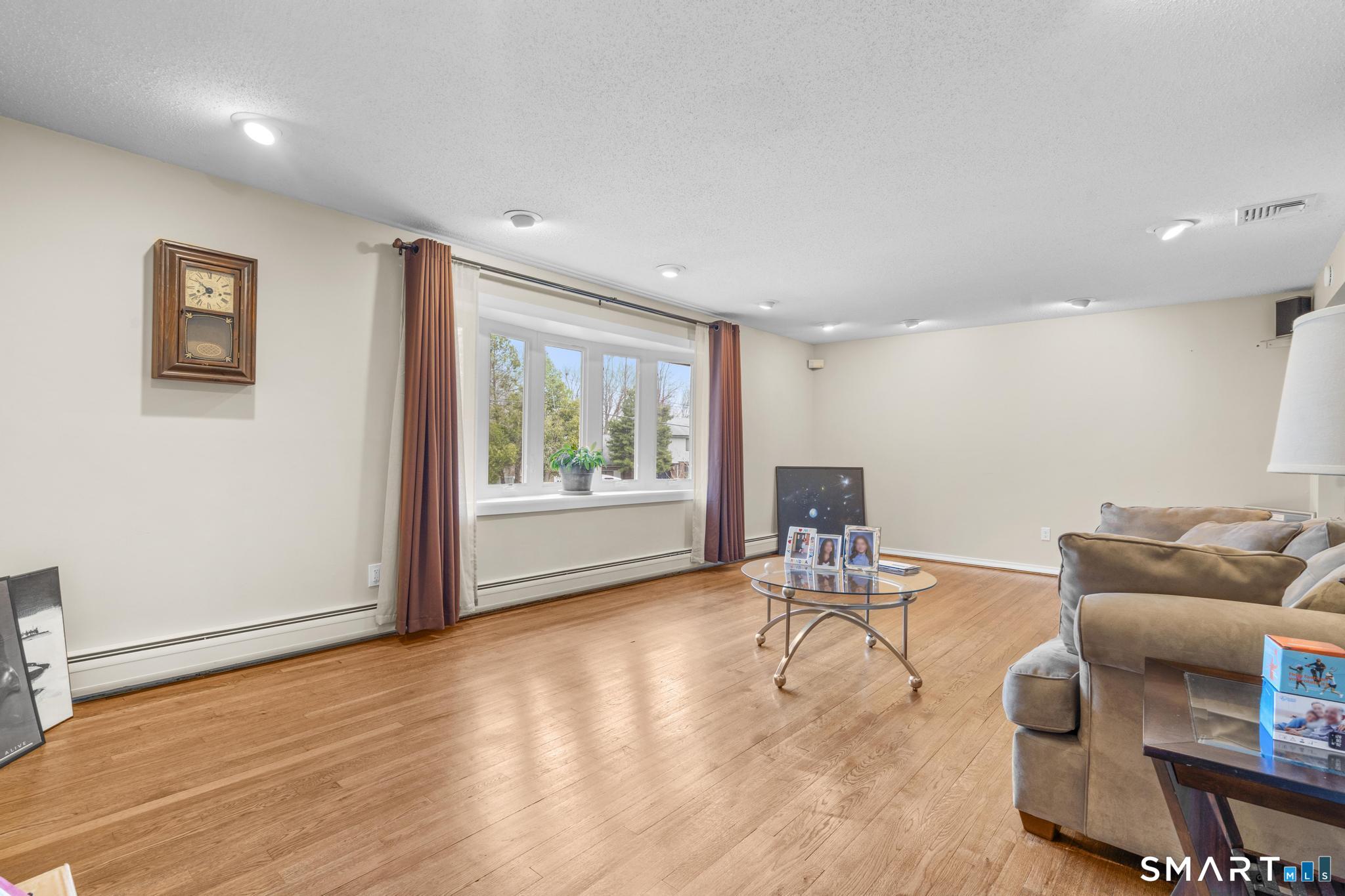 46 Burnwood Drive Bloomfield CT 06002