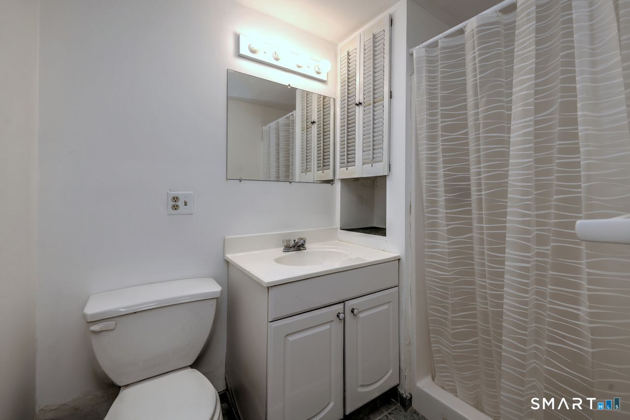 519 Ferry Road Orange CT 06477