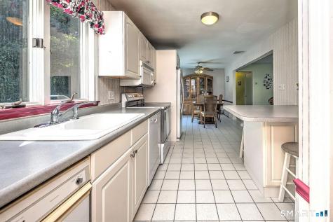 519 Ferry Road Orange CT 06477