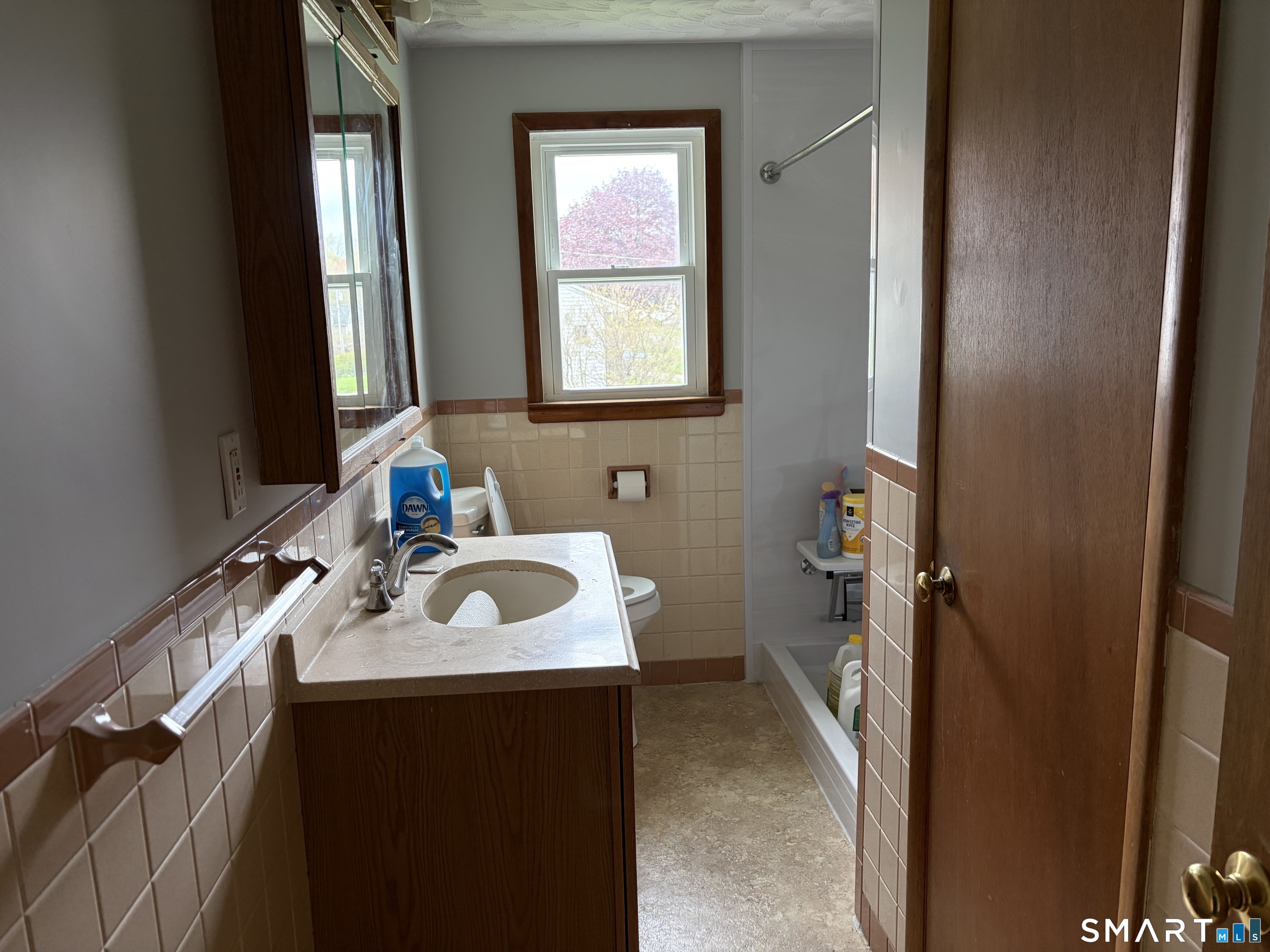 577 Old Post Road Tolland CT 06084