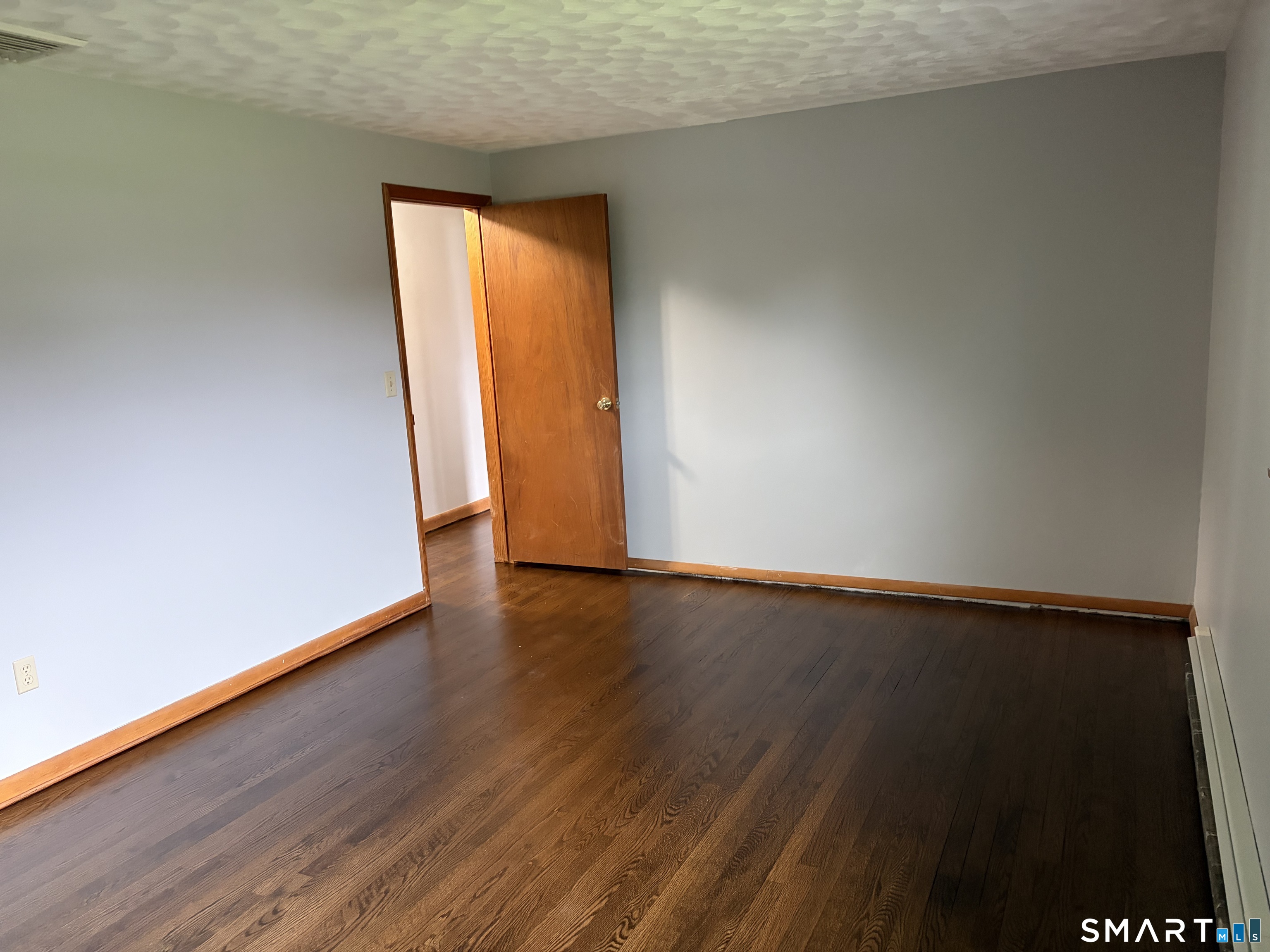 577 Old Post Road Tolland CT 06084