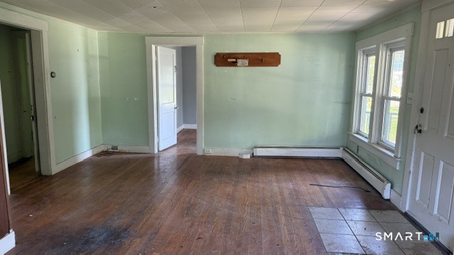 11 Cottage Street Putnam CT 06260