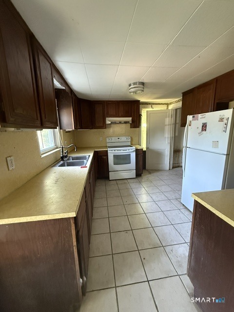 11 Cottage Street Putnam CT 06260