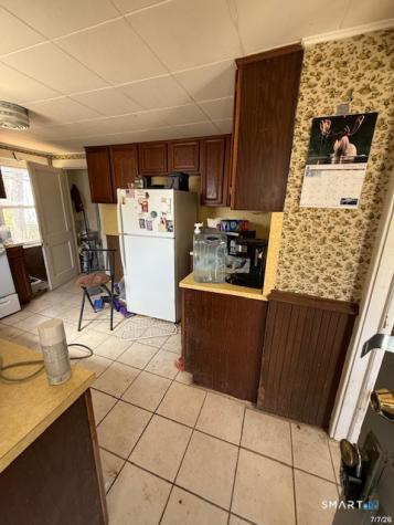 11 Cottage Street Putnam CT 06260