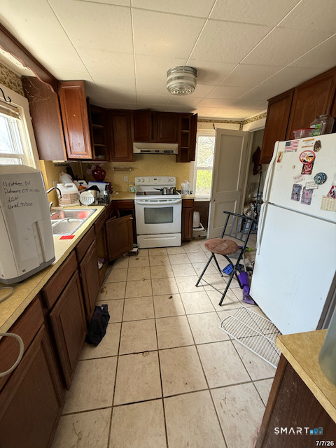 11 Cottage Street Putnam CT 06260