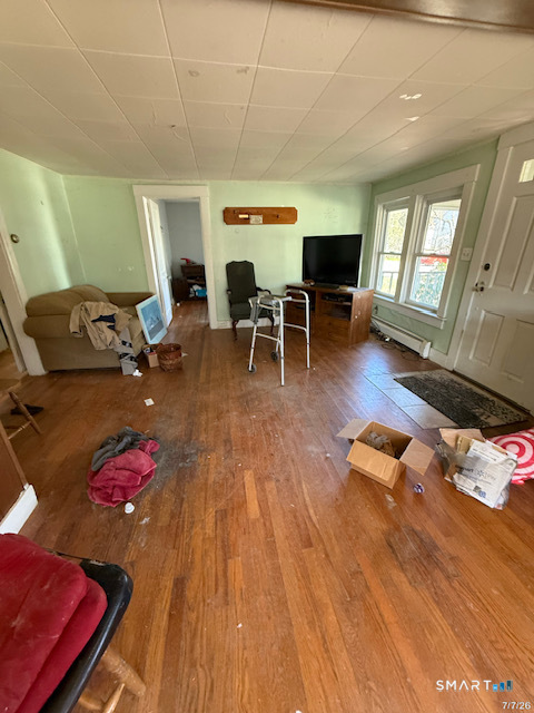 11 Cottage Street Putnam CT 06260