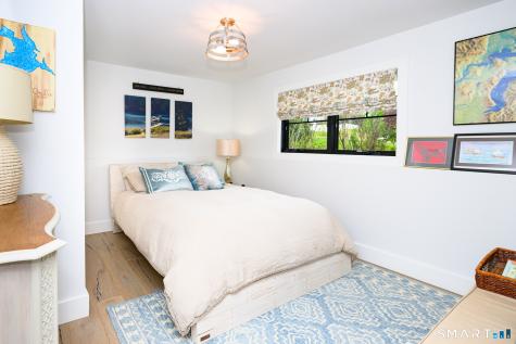 8 East Wharf Road Waterford CT 06385