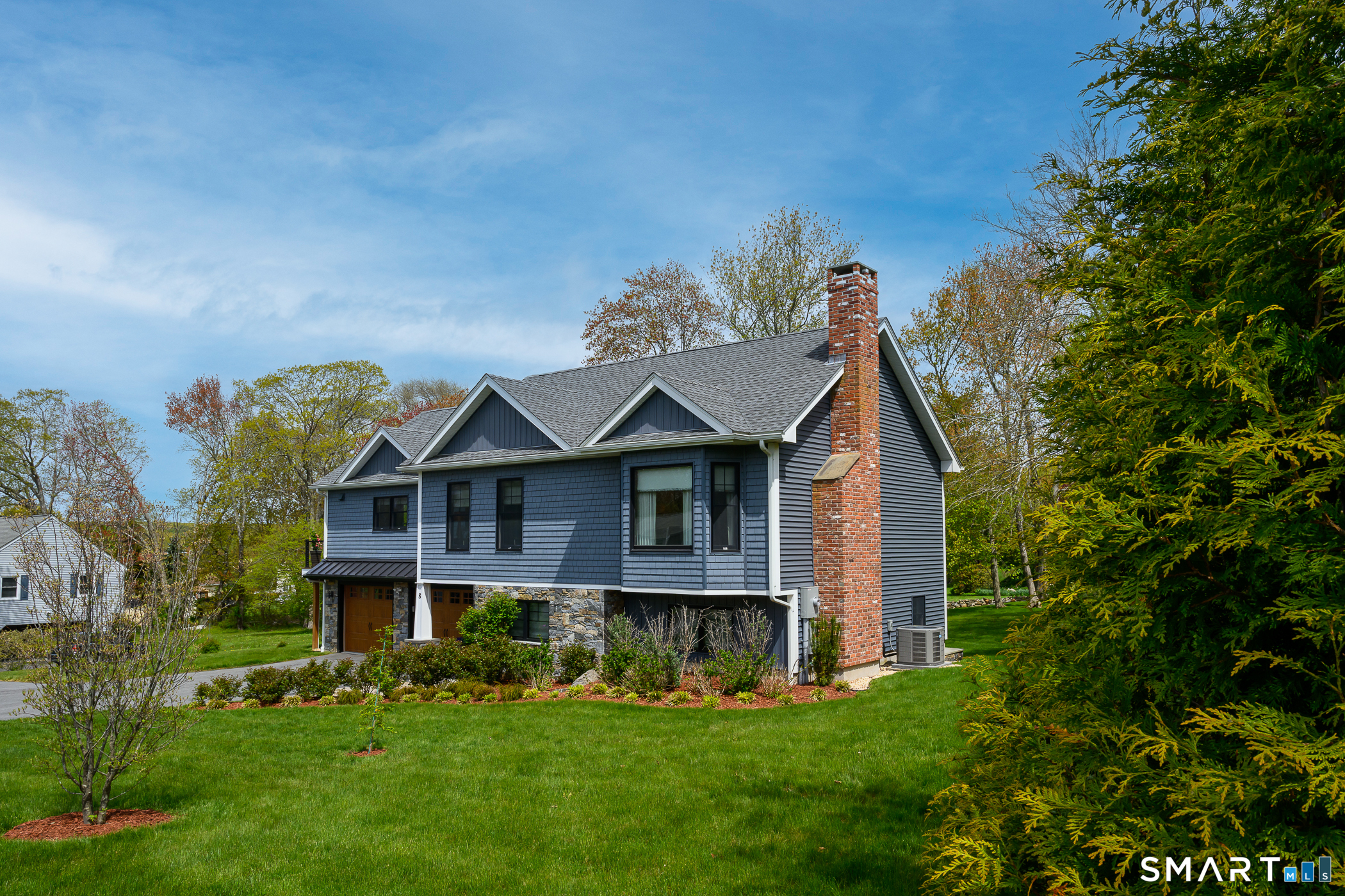 8 East Wharf Road Waterford CT 06385